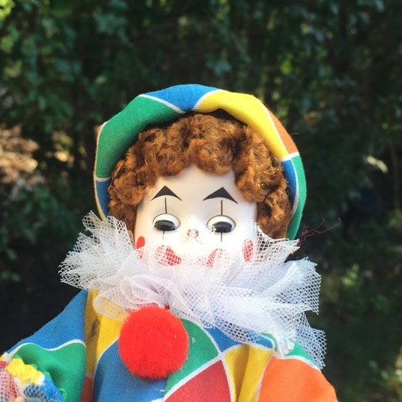 Madame Alexander 1990 "Clown" Miniature Showcase #305 - Picture 6 of 7